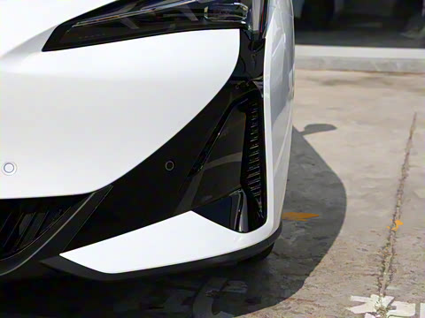 2024�� 560PRO 185kW