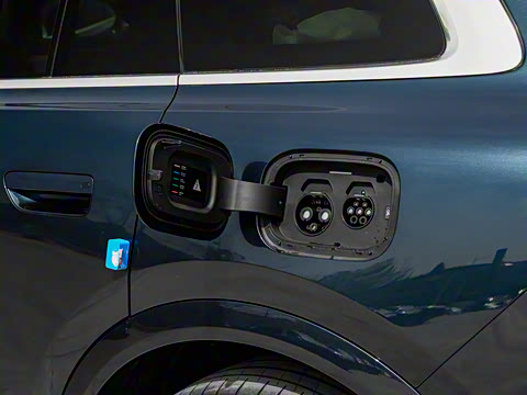 2025�� ���� Ultra�� 53.4kWh 5����