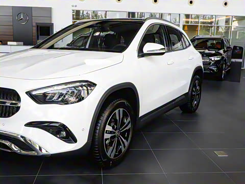 2025�� �Ŀ� GLA 200