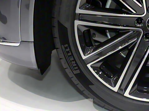 2024�� ���� 736km UItra