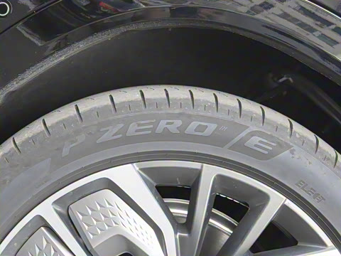 2025�� 680 Ultra������