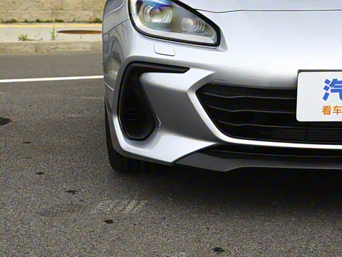 2025�� 2.4L �ֶ���EyeSight STI Sport