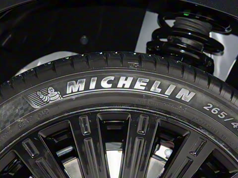 2025�� Ǭ�� UItra 6��