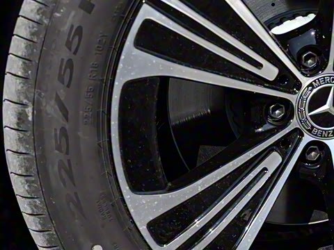 2025�� E 260 L �˶���