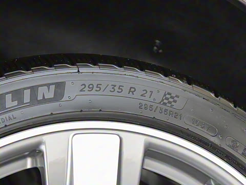 2025�� Macan 2.0T ���ΰ�