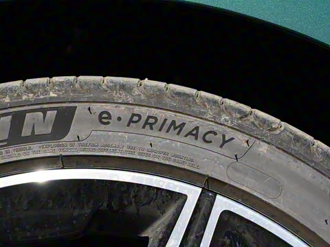 2025�� 2.0T Trophy+ �����˶���