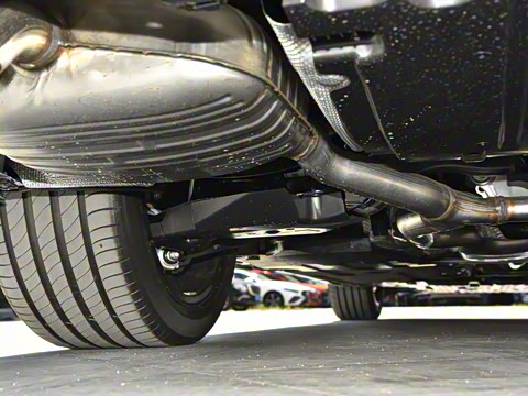 2025�� E 300 L ʱ����