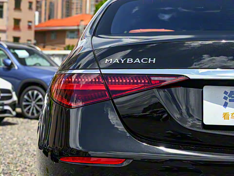 2025�� �Ŀ� S 580 4MATIC