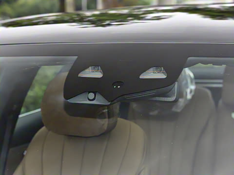 2024�� �Ŀ� E 300 L ������