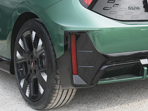 2025�� JOHN COOPER WORKS