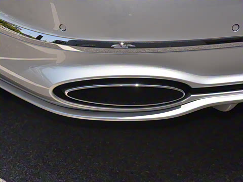 2026�� 4.0T V8 Mulliner