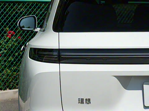 2025�� Max ���ܻ��°�