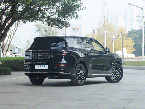 2025�� 215�����콢PLUS