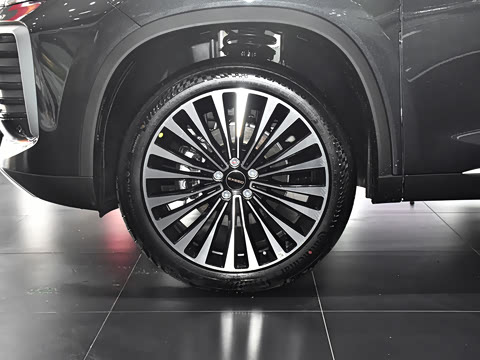 2025�� 400T ���������