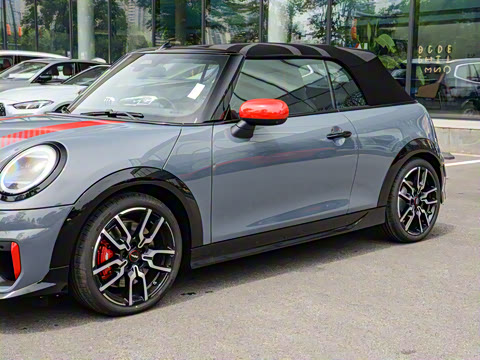 2025�� JOHN COOPER WORKS CABRIO