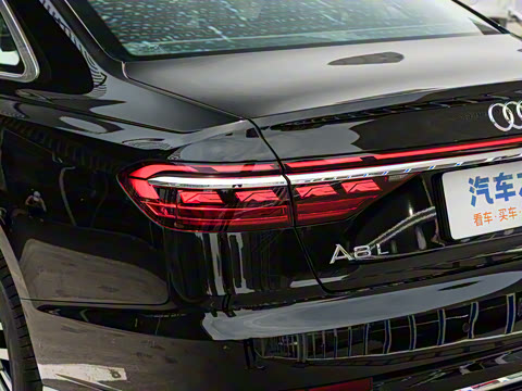 2026�� A8L 45 TFSI quattro ������