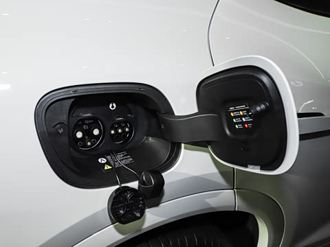 2024�� 702 �Ǽ�Pro��