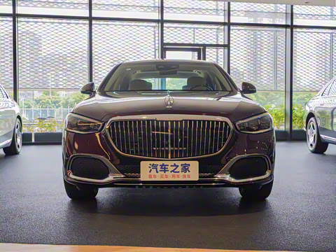 2025�� �Ŀ� S 480 4MATIC