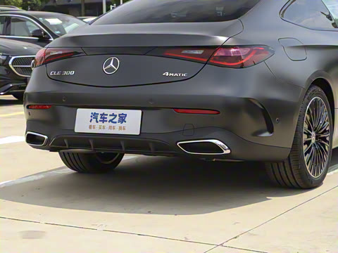 2025�� CLE 300 4MATIC �����ͽ��ܳ�