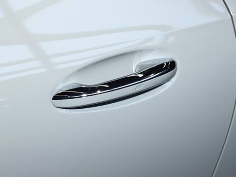 2025�� AMG CLE 53 4MATIC+ ���ܳ�