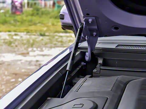 2025�� C-DM 129KM ����Ů��