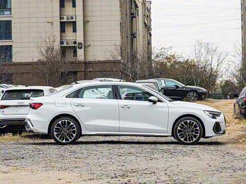 2025�� A3L Limousine 35TFSI �ɳ������� +������ѡ��