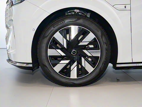 2025�� Ultra ����