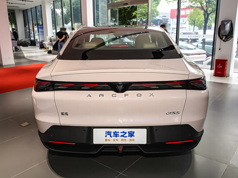 2024�� 560PRO 185kW