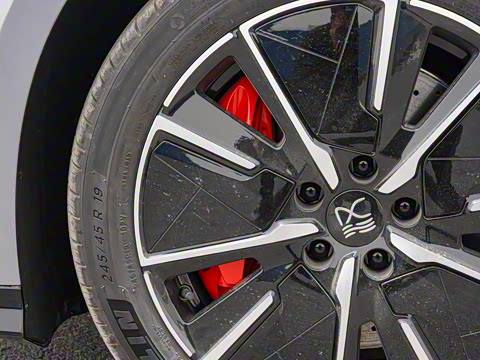 2025�� EV 701KM�����״�������