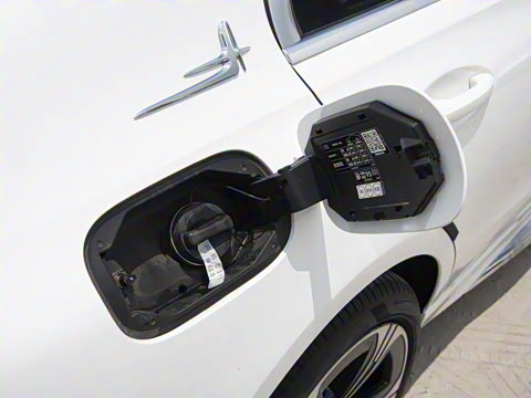 2025�� �Ŀ� C 260 L 4MATIC �˶���