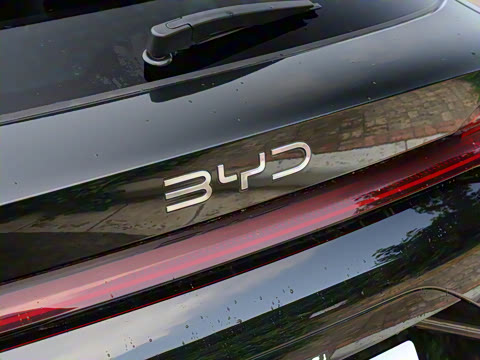 2025�� EV 520km �����