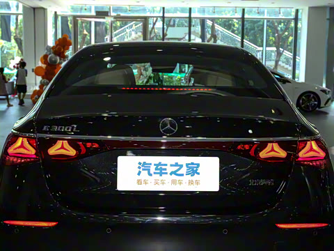 2024�� �Ŀ� E 300 L ʱ����