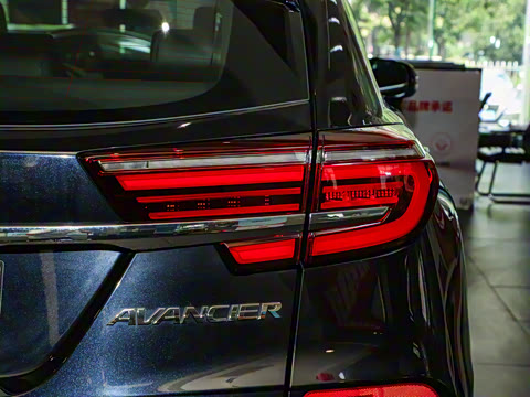 2023�� 240TURBO ����������