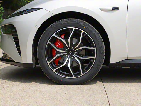 2025�� ���� 650Pro�캽��