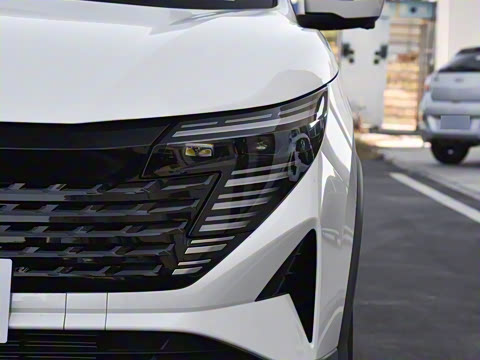 2025�� ���� 2.0L CVT XV+���Ȱ�