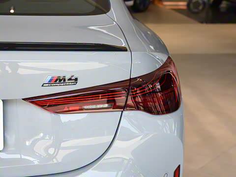 2024�� M4˫�Ž��ܳ� M xDrive ������