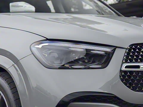 2025�� GLE 450 4MATIC ������