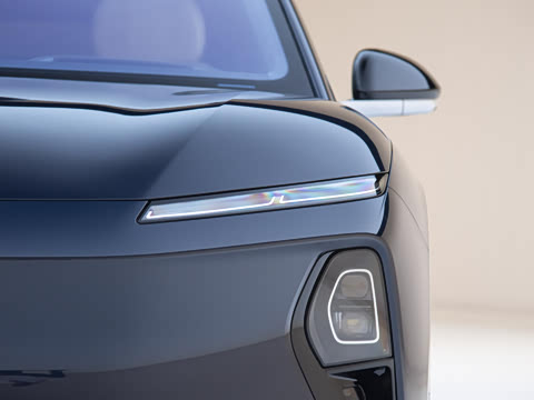 2025�� 102kWh �׷�������