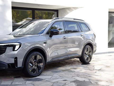 2025�� ������PLUS