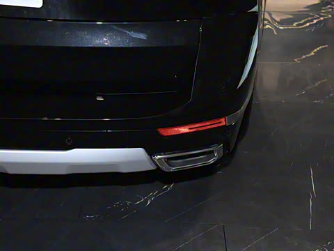 2023�� xDrive40i �����ͺ�����װ