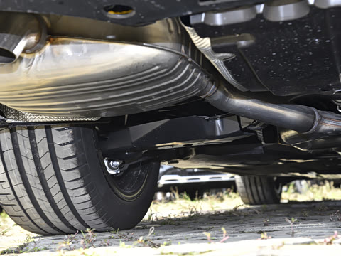 2025�� E 300 L ������