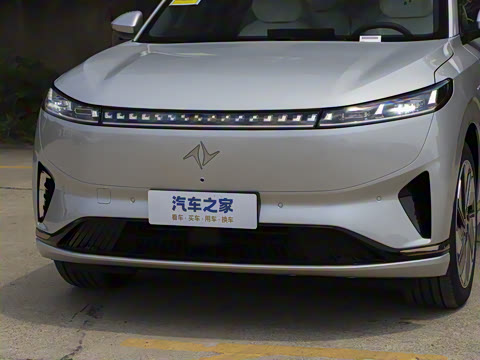 2025�� 210Ultra�Ǽݰ� 6��