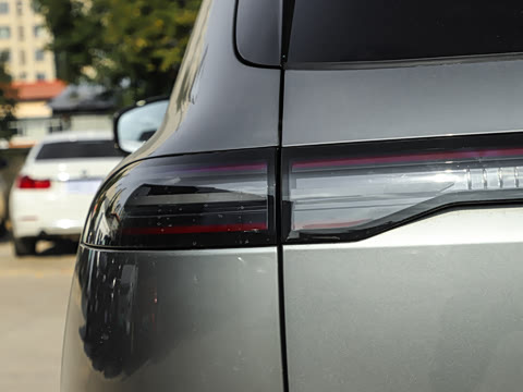 2024�� ���� 240 Max����