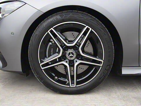 2024�� �Ŀ� CLA 260 4MATIC ���ܳ�