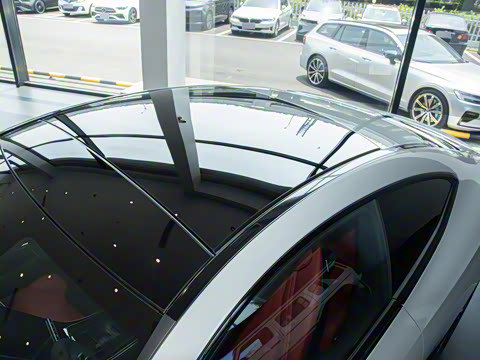 2025�� CLE 300 4MATIC �����ͽ��ܳ�