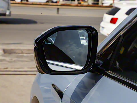 2025�� ���Ĵ� UItra 2.0T ������ �ǻ�������