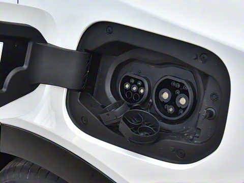 2025�� 550 PRO���а�