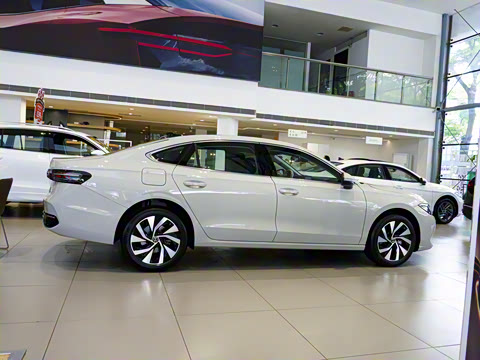 2025�� Pro 380TSI ��ҫ��