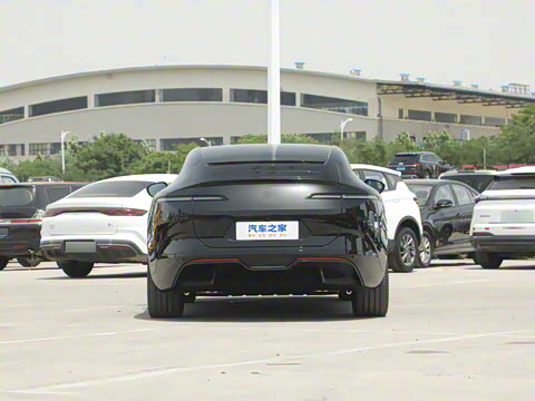 2025�� �Ŀ� Max�����