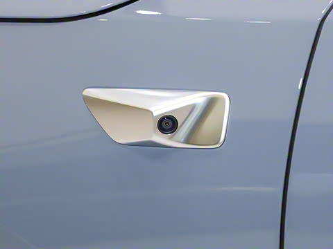 2025�� Ultra ���ܻ��°�